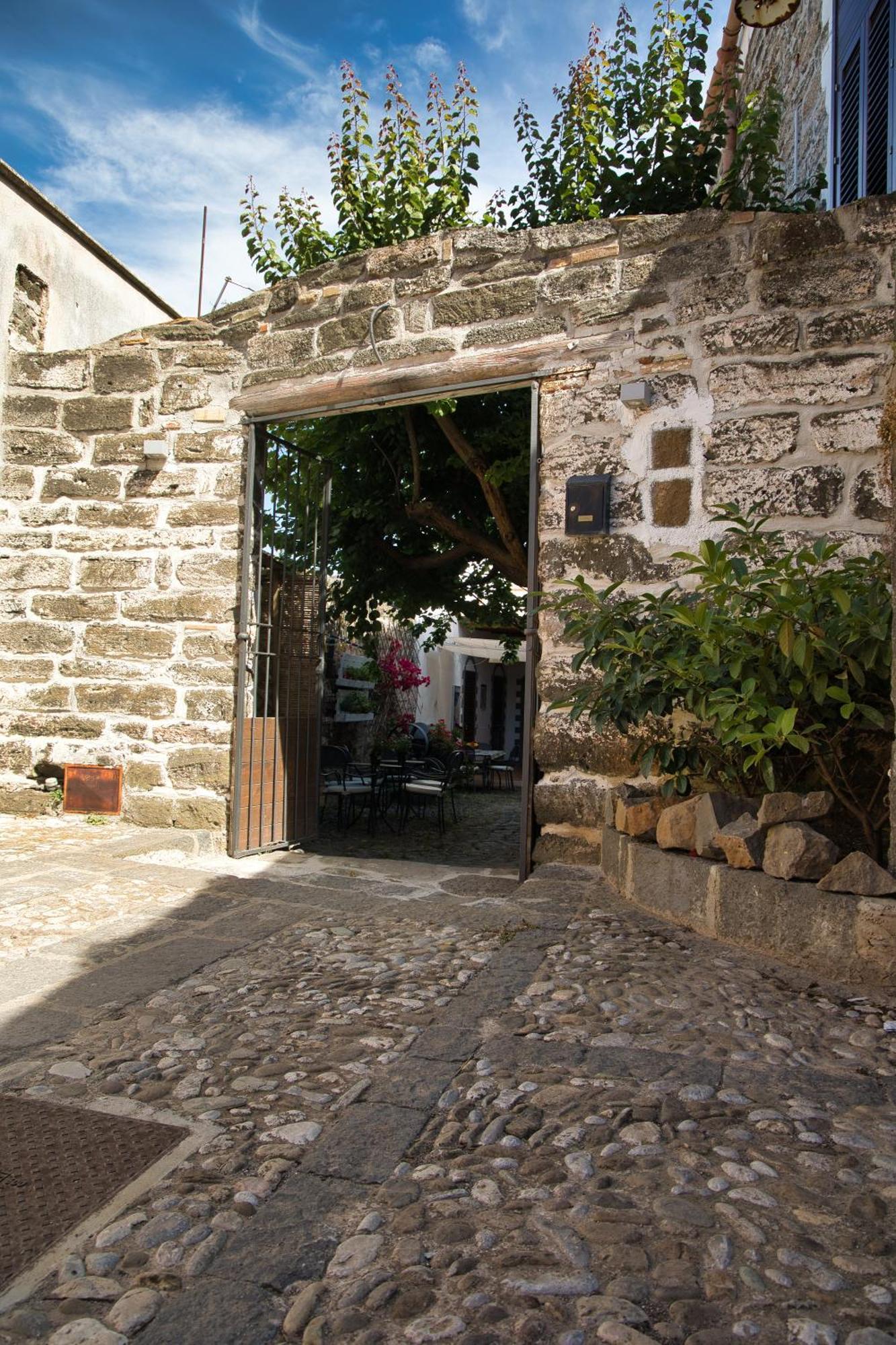 Baglio Antico Forno Hotel Isola di Ustica Exterior photo